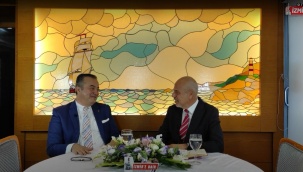 Ercan Çelikkaya: "İyi kalamar tarator sos ile servis edilmez"