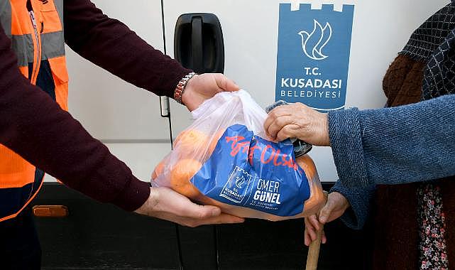 Kuşadası Belediyesi hem üreticinin hem de hemşerilerinin yüzünü güldürdü