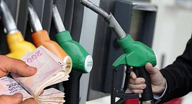Benzine büyük zam!
