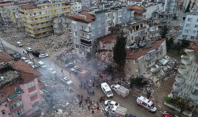 Hatay'ın enkazı günün ilk ışıklarıyla görüntülendi: Şehir yerle bir!