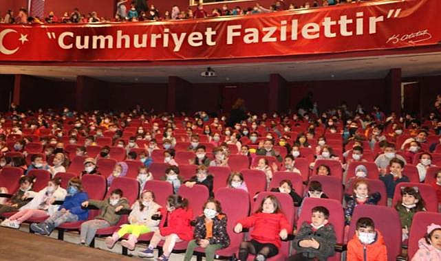 Aydın Büyükşehir Belediyesi Şehir Tiyatro ''Dünya Tiyatro Haftası'na özel program hazırladı