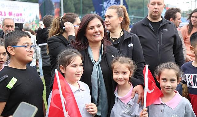 Başkan Çerçioğlu, Aydın Tekstil Park'ta Çocuklarla ve Aileleriyle Buluştu