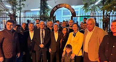 Nalbantoğlu: İsteyen şampanya içer, isteyen secdeye varır