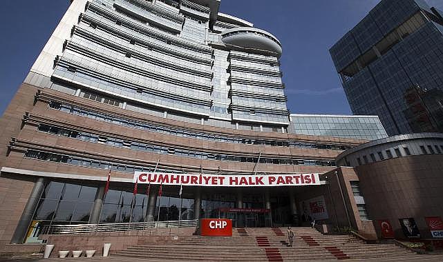 CHP'de hareketli saatler: Seçim kampanyası iki isme emanet!