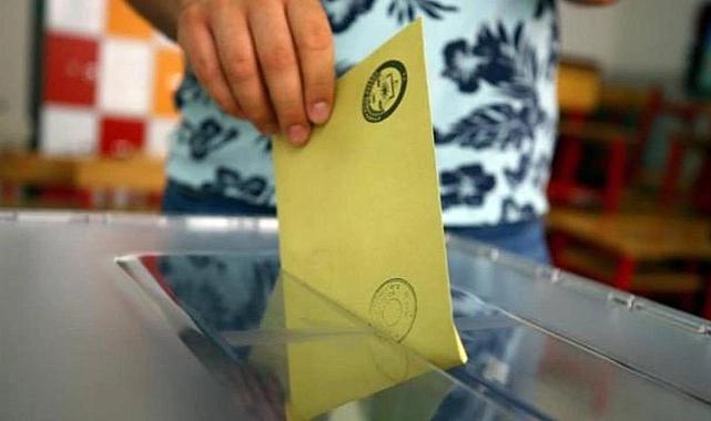İzmir'deki CHP'li siyasilerin oy kullanacakları yerler belli oldu