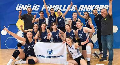 Yaşar'lı voleybolcular Süper Lig'e yükseldi