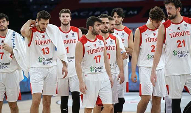 A Milli Takım'da kadro krizi!