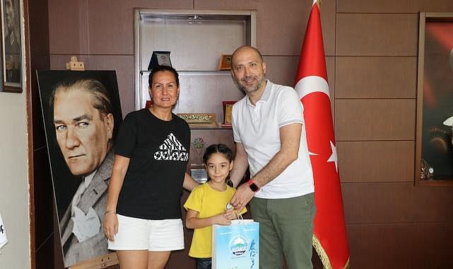 Başkan Arıkan, minik jimnastikçi Asel Kumsal'ın başarısını unutmadı