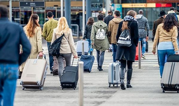 Denizli'ye göç eden yabancı uyruklu sayısı ne kadar?