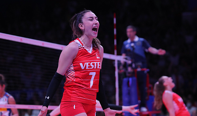 Voleybolcu Hande Baladın'a asitli tehdit!