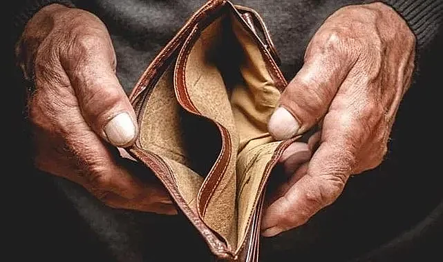 Açlık sınırı 11 bin 525 TL'ye yükselerek asgari ücreti geçti