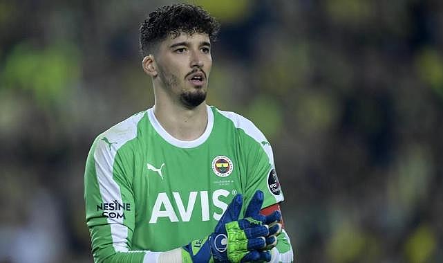 Fenerbahçe'nin kalecisi Altay Bayındır, İngiliz devine transfer oluyor!