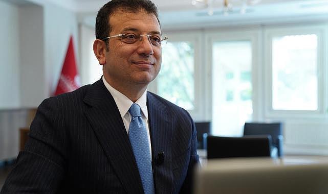 İmamoğlu'ndan 'saha' vurgusu: Toplumdan uzak olan hiç kimse başarı elde edemez