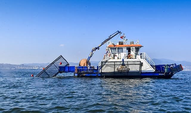 İzmir Körfez'ine ekolojik dokunuş