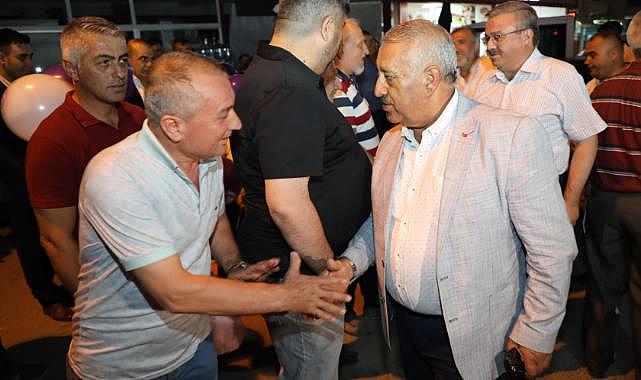 Zeybek Başkan'la mahalle buluşmaları başladı