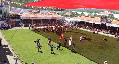 Geleneksel Beyağaç Belediyesi Hüseyin Çokal yağlı pehlivan güreşleri ve Tarhana Festivali başlıyor