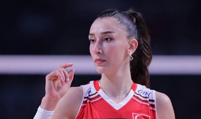 Hande Baladın'dan eleştirilere cevap: Bunlar sayesinde blok yaptım!