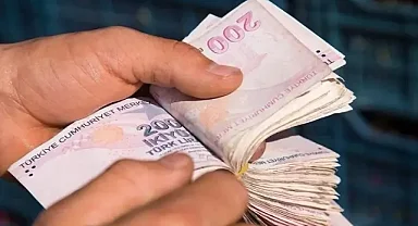 Emekliler bugün hesaplarınıza bakın: Ödemeler başlıyor