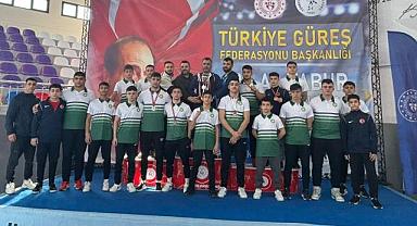 Manisa BBSK’lı Güreşçiler, Afyonkarahisar’da Madalyaları Topladı