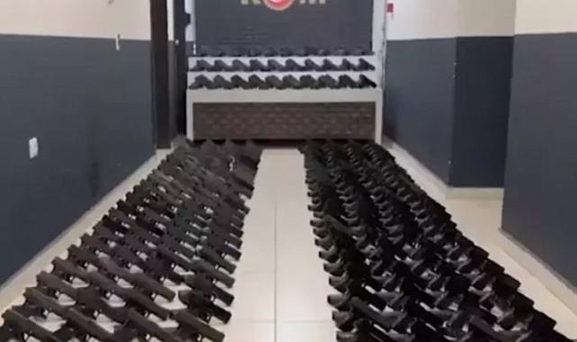 Afyonkarahisar’da silah kaçakçılarına operasyon: 1 kişi tutuklandı