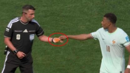 5 gollü maça damga vuran an: Ne yapıyorsun Mbappe?