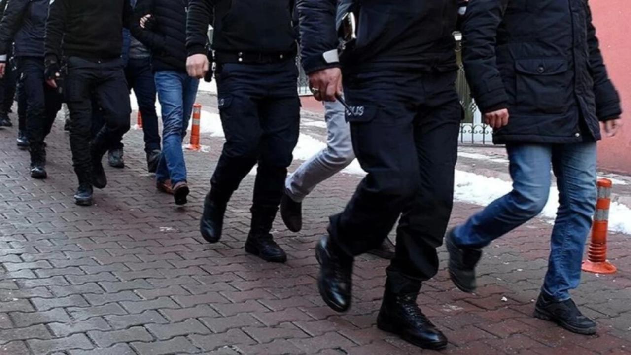 İçişleri Bakanlığı, 24 ilde zehir tacirlerine yönelik operasyon düzenlendiğini duyurdu.