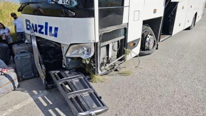 Kütahya'da korkutan kaza: Yolcu otobüsüyle elektrikli bisiklet çarpıştı!