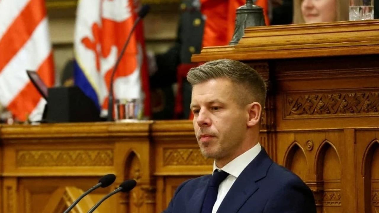 Macaristan’da şok karar: Vekil maaşları yüzde 40 kesildi!