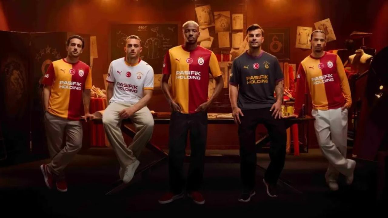 Galatasaray'ın yeni sezon formaları tanıtıldı