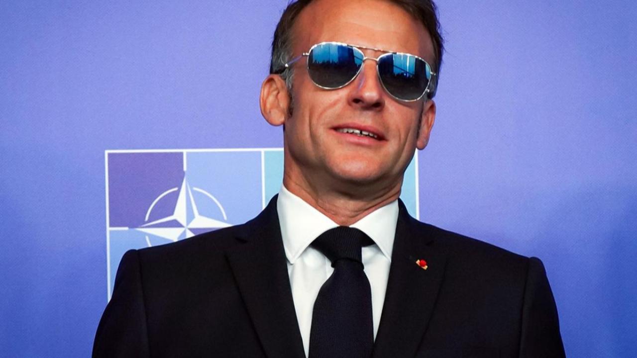 Macron Neden Güneş Gözlüğünü Çıkarmıyor? İşte Merak Edilen Sebep