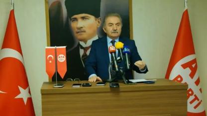 Namık Kemal Zeybek'ten MEB Bakanı'na Çok Sert Çıkış: "Yeni Kurtuluş Savaşı..."
